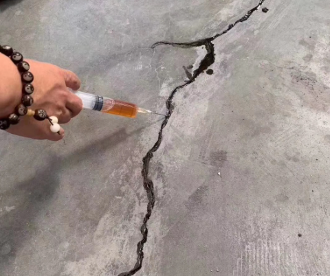 淮上混凝土裂缝修补技术详解​